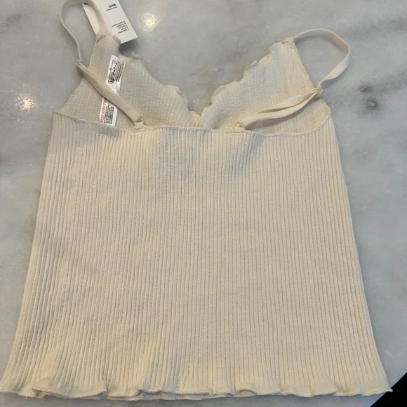 NWT Urban Outfitters Out From Under Seamless Ribbed Aurelia Cami - IVORY. XS/S - Picture 4 of 5